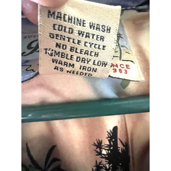 Big Dogs Vintage Hawaiian Floral Convertible Cars Button Up Shirt 3X Pocket USA - Picture 9 of 10